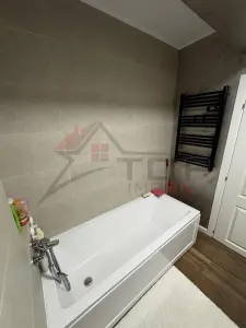 Apartament cu 2 camere decomandat - Rediu - foto 4