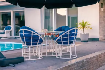 Casa de lux cu 6 camere piscina exterioara jacuzzi in Alba Iulia - foto 17