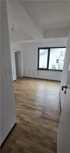 De Vanzare | Casa cu 4 camere | Otopeni - foto 2