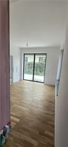 De Vanzare | Casa cu 4 camere | Otopeni - foto 13