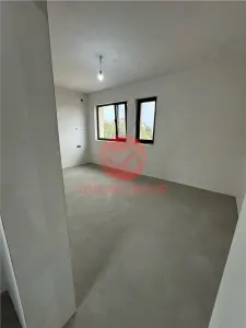 Apartament 3 Camere Decomandat, 94 mp, Zona Dacia - foto 5