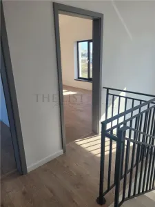 De Vanzare | Vila cu 5 camere | Tunari - foto 7