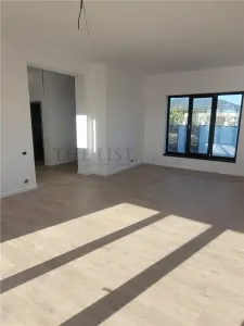 De Vanzare | Vila cu 5 camere | Tunari - foto 8