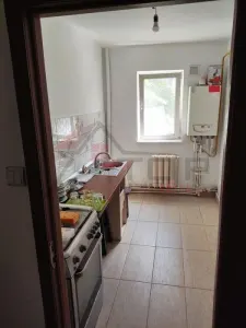 Etaj 1 - Zimbru - Bicaz,  3 camere semidecomandat - foto 5
