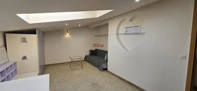 Apartament de vanzare mobilat si utilat - foto 3