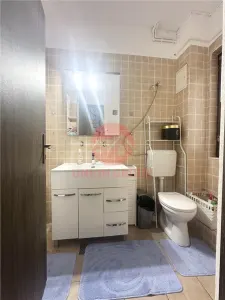 Casa Spatioasa cu Teren de 1000 mp | Poiana - foto 22