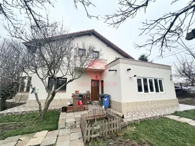 Casa Spatioasa cu Teren de 1000 mp | Poiana - foto 4