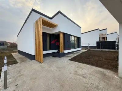 Case 4 Camere - Valea Adanca - Iasi