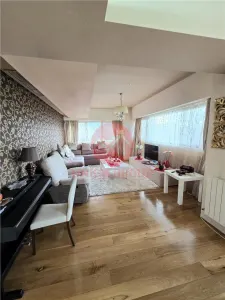 Apartament Superb, pe Malul Marii, zona Faleza Nord - foto 4