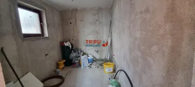 Casa de vanzare semifinisata cu 357 mp teren cartier Orizont - foto 8
