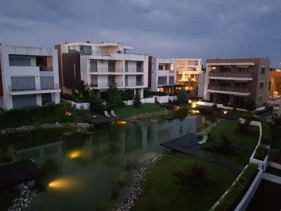 Vila 8+ Camere | Vedere Lac | BANEASA | Taxare Inversa - Bucuresti