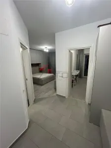 Apartament nou, Podu ros, 1 camera decomandat, 41mp, mobilat si utilat, loc de parcare - foto 3