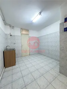 Apartament 4 Camere Decomandat, Etaj 2, Zona KM 4-5 - foto 4
