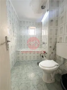 Apartament 4 Camere Decomandat, Etaj 2, Zona KM 4-5 - foto 9
