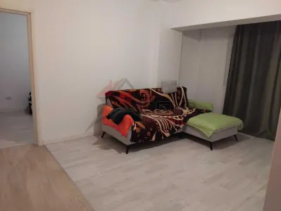 Apartament 3 Camere - Tatarasi - foto 1