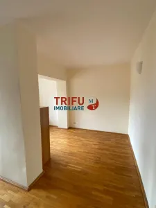Apartament 4 camere cu scara interioara de vanzare zona Centru - foto 5