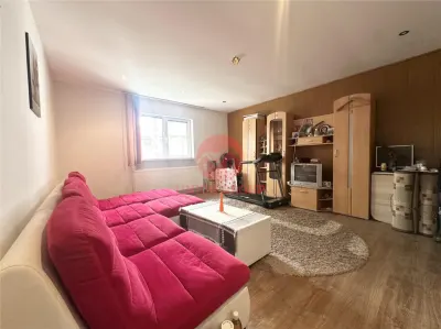 Casa din Caramida, Amprenta 80 mp si Teren 215 mp, Lumina - Lumina