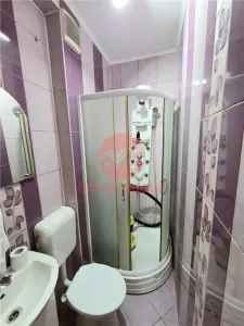 Apartament 4 Camere in Vila, Curte si Intrare Separata, Zona Andrei Saguna - foto 21