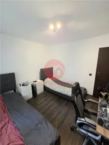 Apartament 3 Camere, Spatios, Parter, Zona Far - foto 12