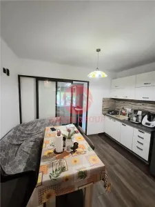 Apartament 3 Camere, Spatios, Parter, Zona Far - foto 7