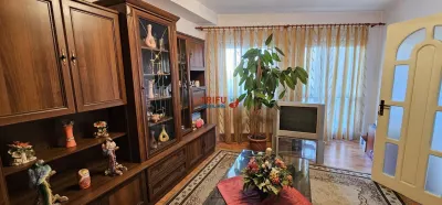 Spatiu comercial cu locuinte de serviciu - foto 5