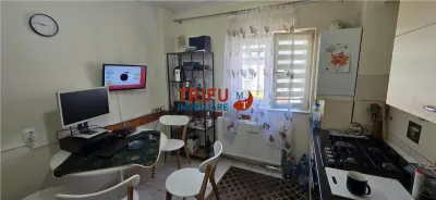 Apartament cu 3 camere si doua bai zona Cetate - foto 5