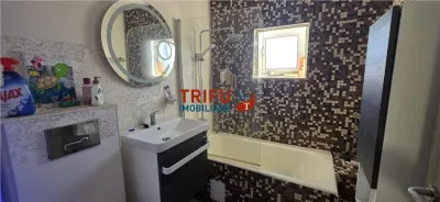 Apartament cu 3 camere si doua bai zona Cetate - foto 9