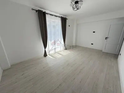Apartament 2 camere Horpaz - Decomandat - 60mp - foto 1