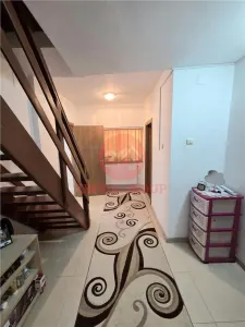 Casa Renovata, Teren 600 mp, 2 Intrari Separate, Navodari Zona Kaufland - foto 11