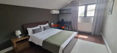 Casa deosebita cu piscina situata in apropierea orasului - foto 18