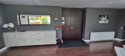 Casa deosebita cu piscina situata in apropierea orasului - foto 5