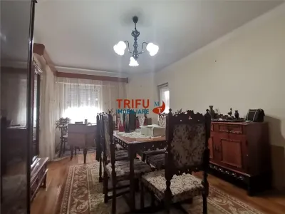 Apartament cu 3 camere de vânzare în zona Centru, Alba Iulia - foto 2