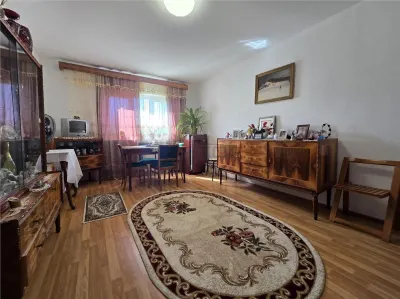 Apartament 3 camere, 2 bai, etaj intermediar- Nicolina - foto 1