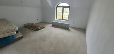 Casa semifinisata cu etaj 5 camere zona Schit pretabila pensiune - foto 14