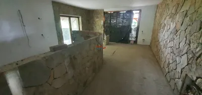 Casa semifinisata cu etaj 5 camere zona Schit pretabila pensiune - foto 6