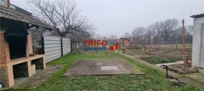 Casa de vanzare in Partos pretabila pt 2 familii - foto 22