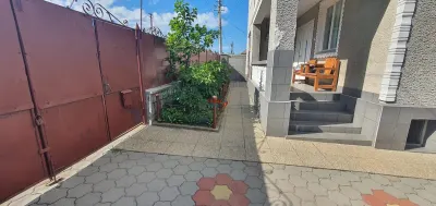 Casa cu etaj,S+P+E 791mp teren Zona Schit - foto 2