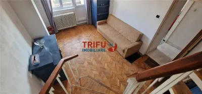 Apartament 3 camere cu scara interioara zona Centru - foto 1