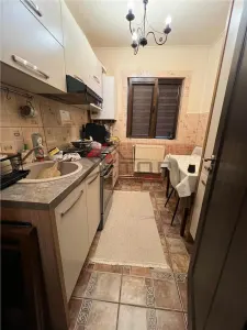 Apartament 3 camere semidecomandat, Podu Ros - BD. Tutora - Iasi