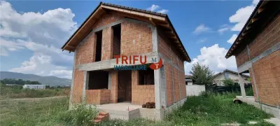 Casa P+M individuala la rosu de vanzare zona Arex - Alba Iulia