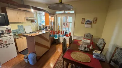 Casa de vanzare la asfalt zona Casa de Pensii - foto 7