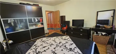 Apartament de vânzare cu 3 camere în zona Cloșca - foto 5