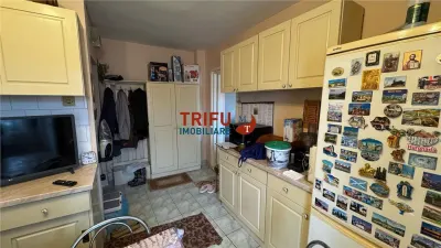 Apartament de vanzare 2 camere zona Cetate - foto 2