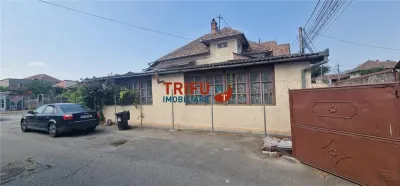 Casa 4 camere de vanzare zona Centru - foto 2