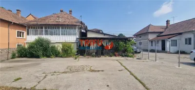 Casa 4 camere de vanzare zona Centru - foto 3