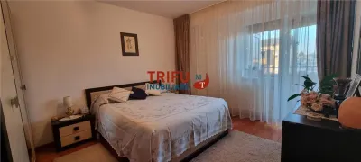 Apartament spatios 2 camere decomandat de vanzare B-dul Transilvaniei cu balcon de 18 mp - foto 5