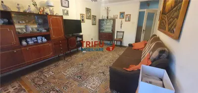 Apartament cu 4 camere de vanzare zona Centru - foto 1
