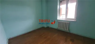 Apartament cu 4 camere de vanzare zona Centru - foto 5