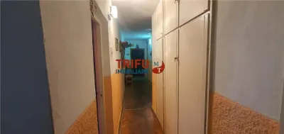 Apartament cu 4 camere de vanzare zona Centru - foto 9
