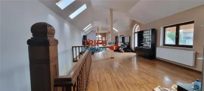 Casa 10 camere de inchiriat zona Centru cu piscina interioara - foto 8
